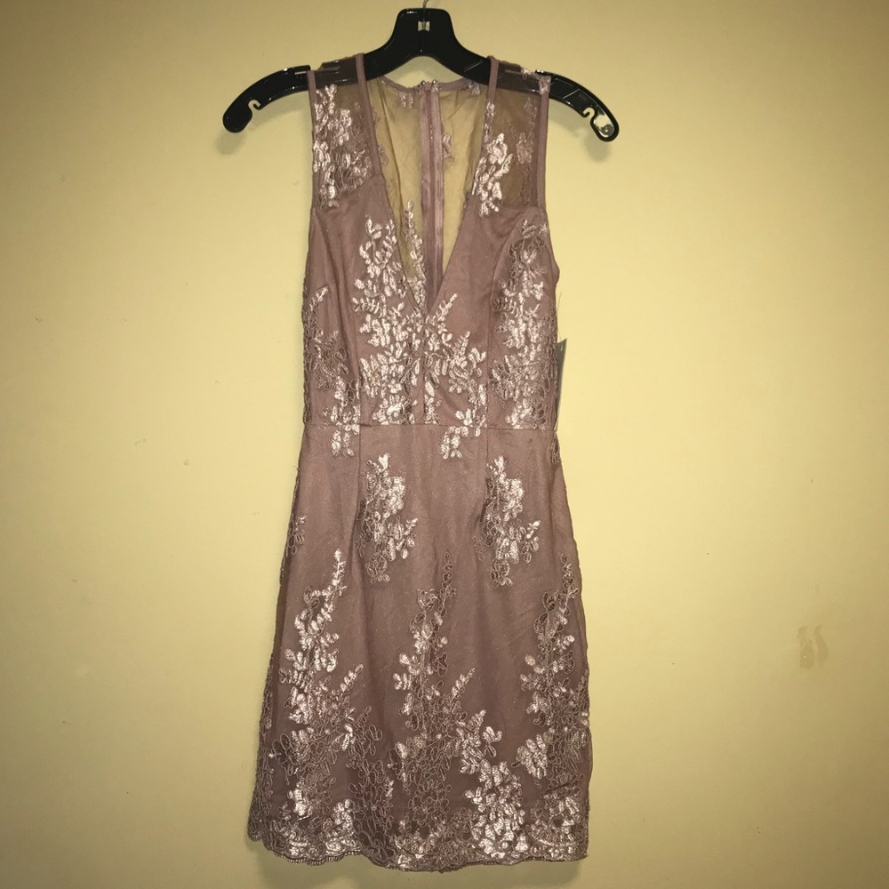 TOBI NEW WITH TAGS ILLUSION DRESS π - Picture 5 of 8